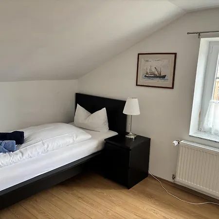 Dirks Huus Holiday home Krummhoern